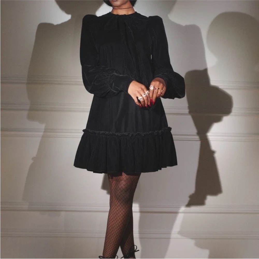 The Vampire’s Wife x H&M Black Velvet Dress